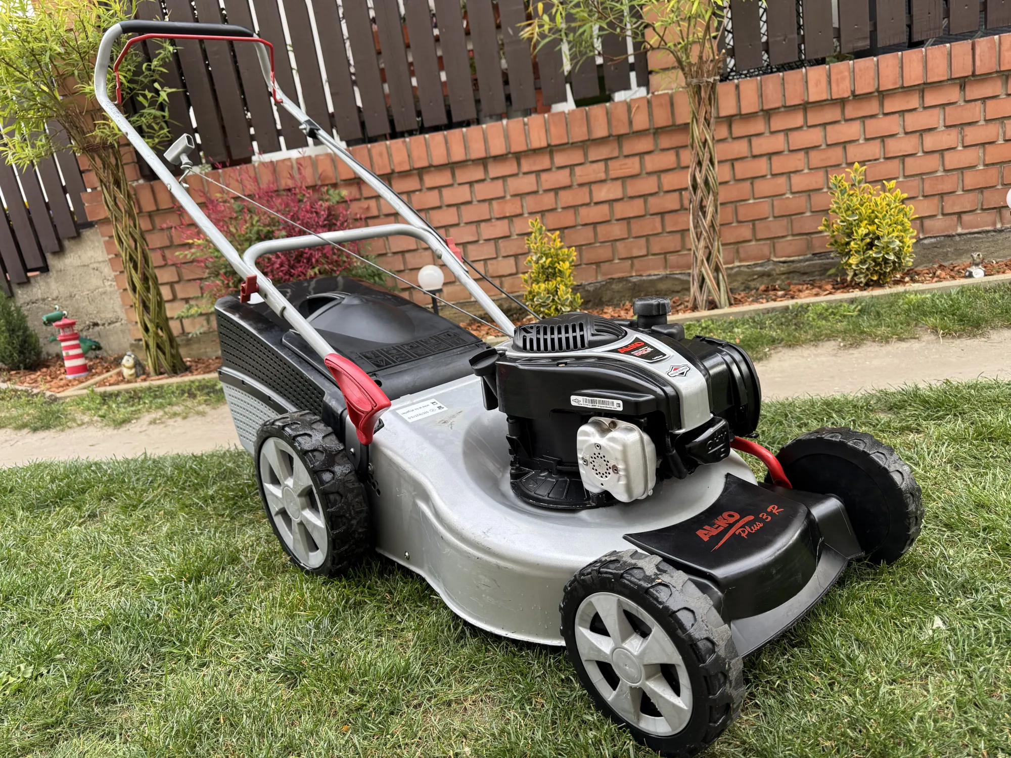 Al-KO Briggs benzines fűnyíró - Racsni